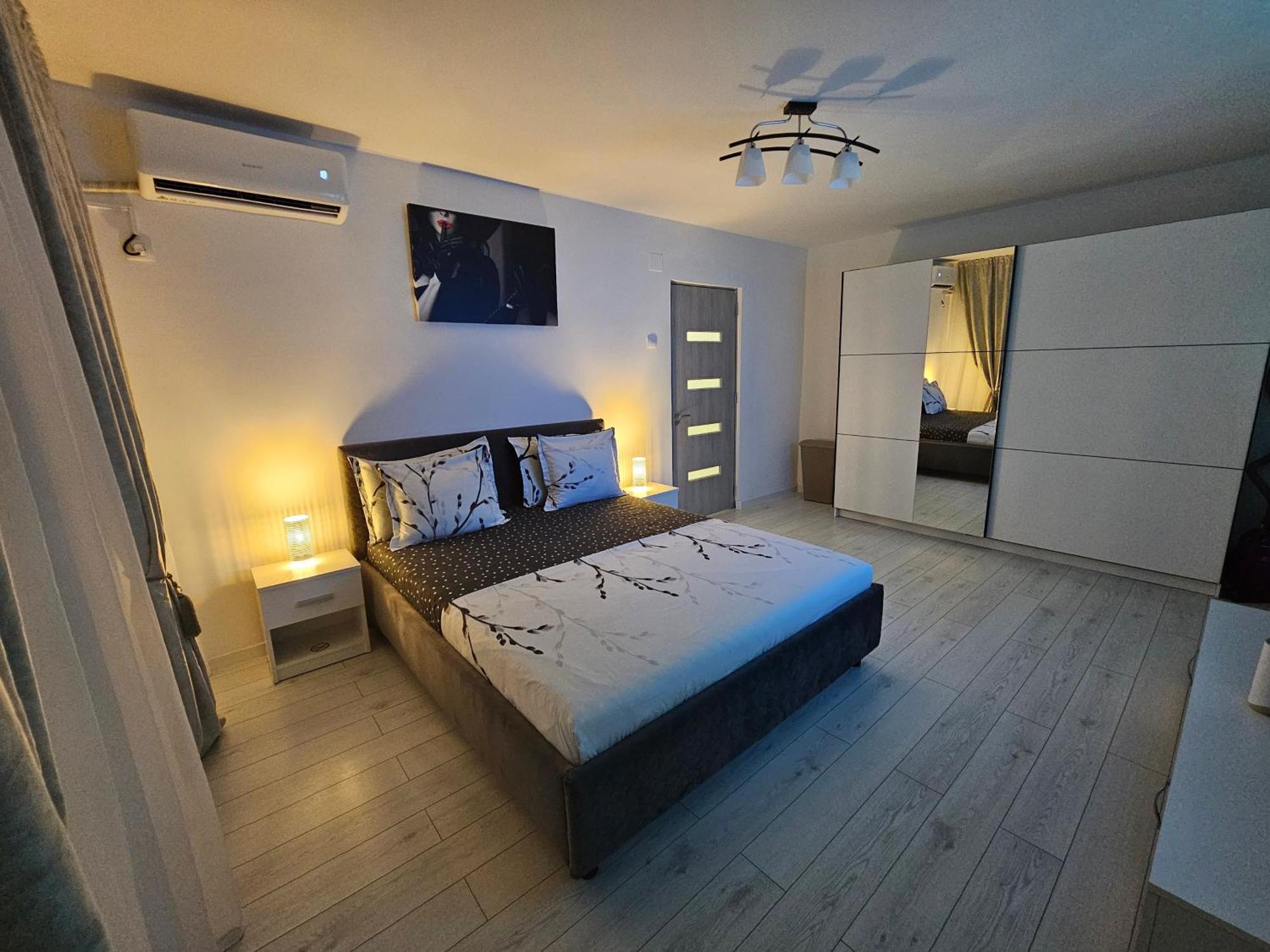 Ksm Studio Крайова Номер фото